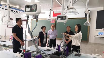 榆林十中高勝洲校長帶隊赴西安學習交流